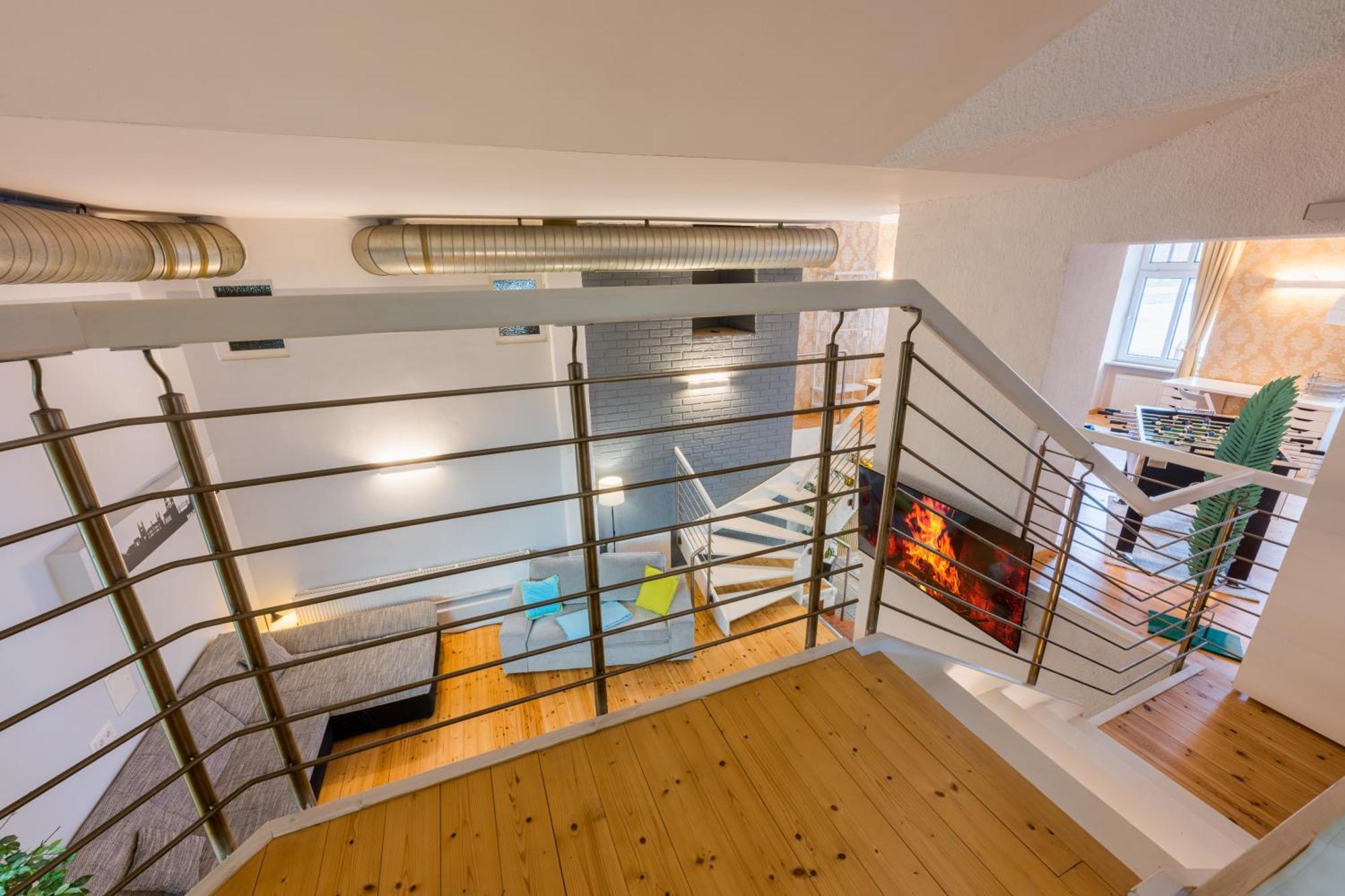 Exklusive Und Grosszuegige Wohnung 140 Qm In Magdeburg Top-Lage Mit Kicker Fuer Bis Zu 8 Personen Exterior photo