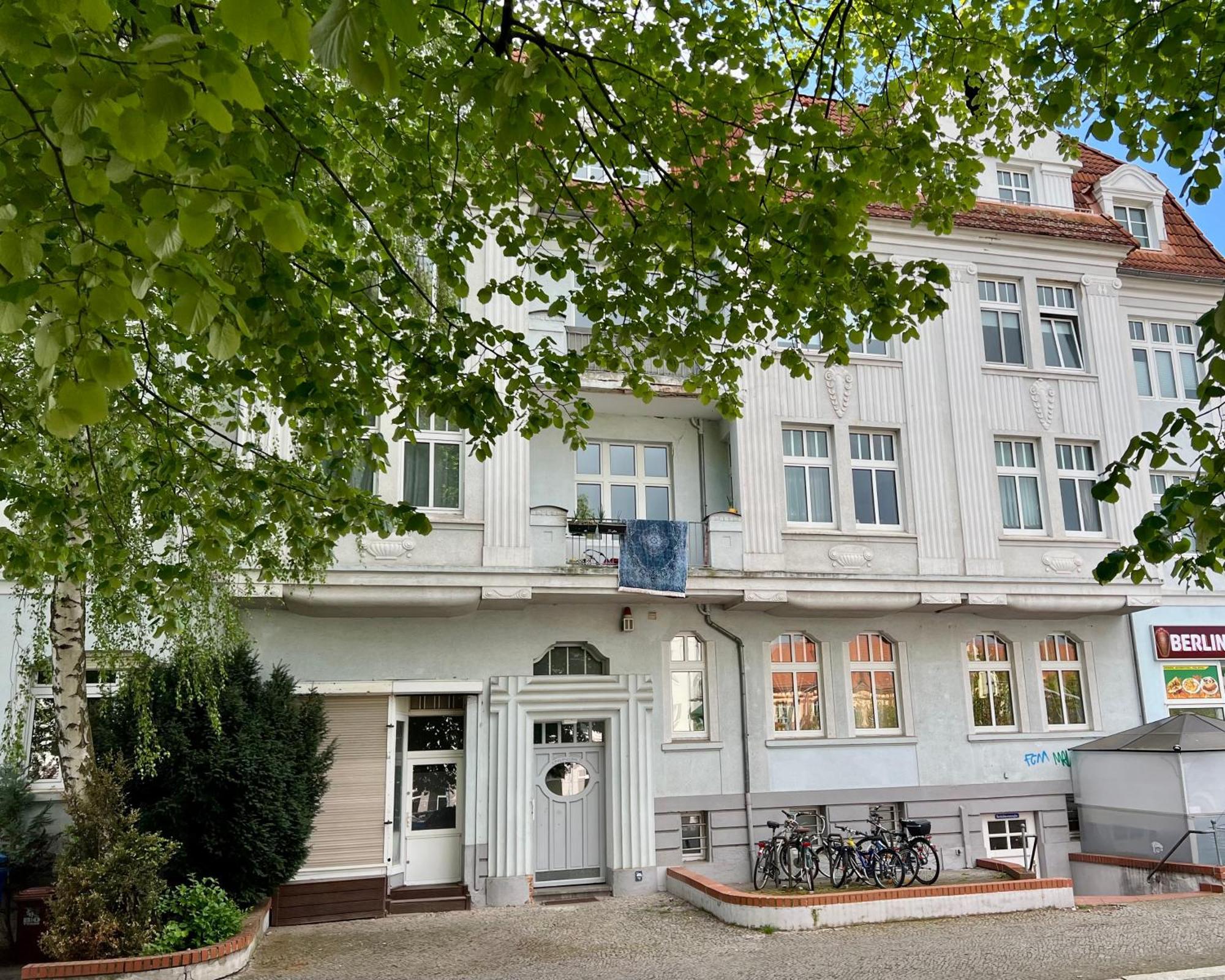 Exklusive Und Grosszuegige Wohnung 140 Qm In Magdeburg Top-Lage Mit Kicker Fuer Bis Zu 8 Personen Exterior photo